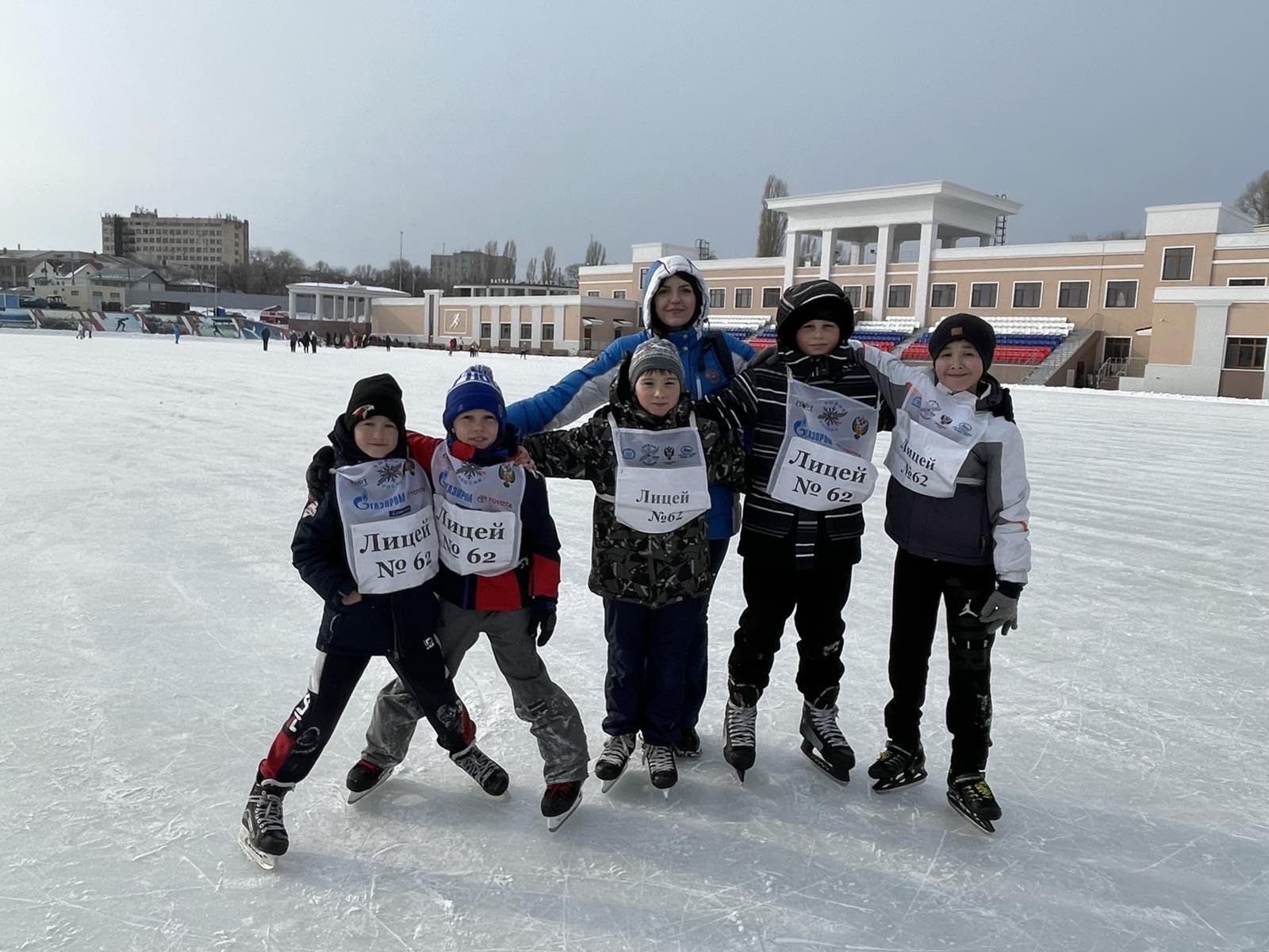 Команда лицея заняла 3 место на соревнованиях по конькам.